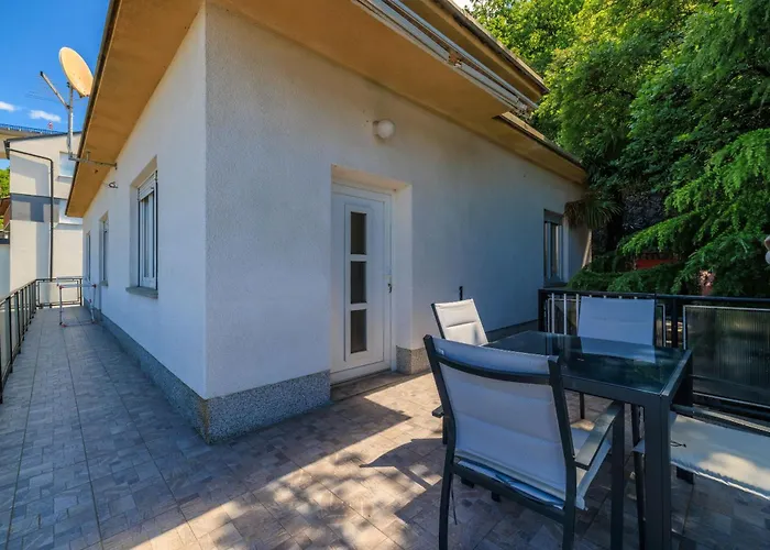 Regan 아파트 크리크베니카