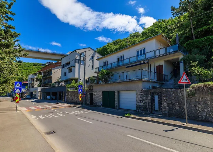 Appartamento Regan *